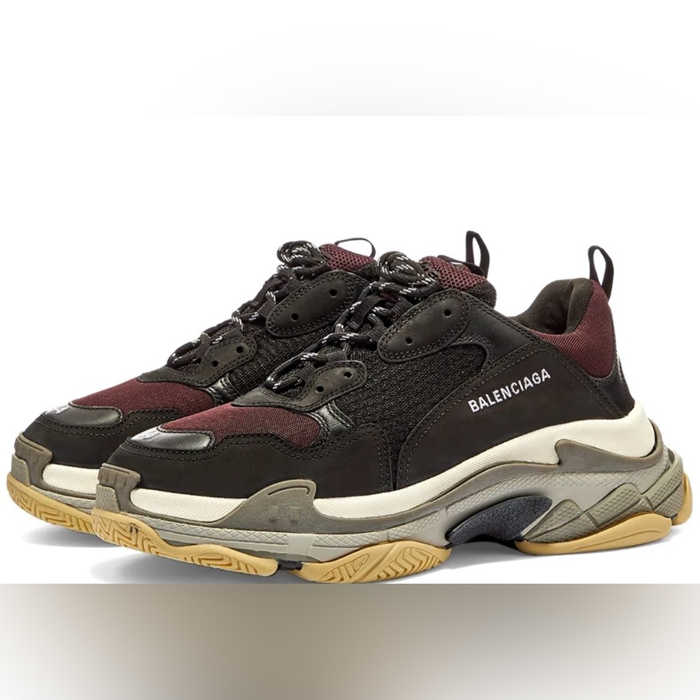 Valencia’s Triple S Men’s V2 Black Burgundy Nylon Speed Trainer US 9